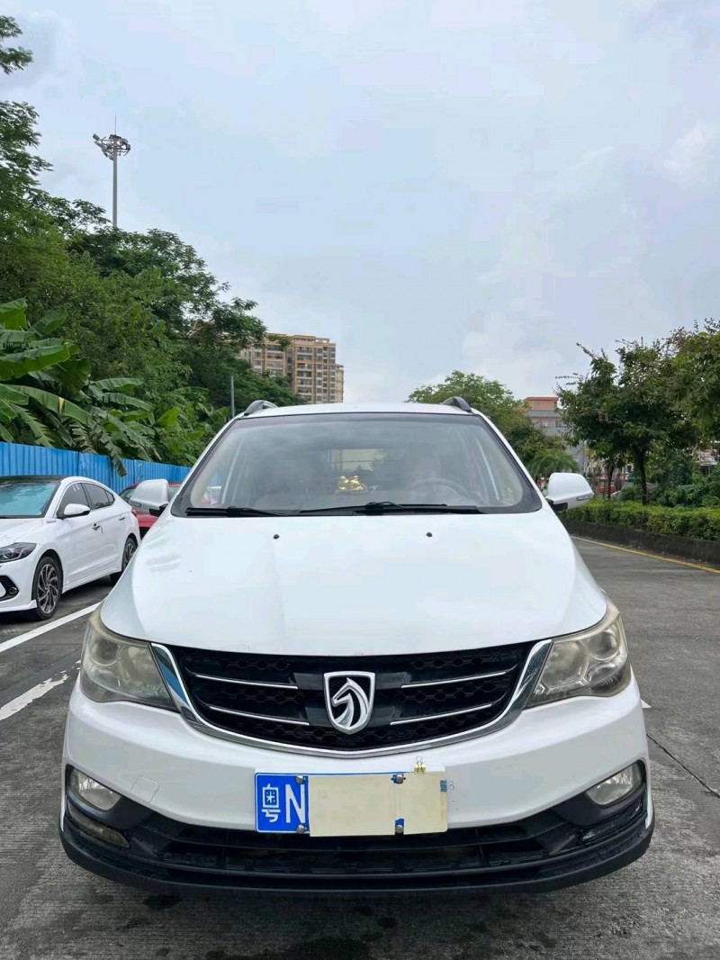 廣州17年寶駿7301