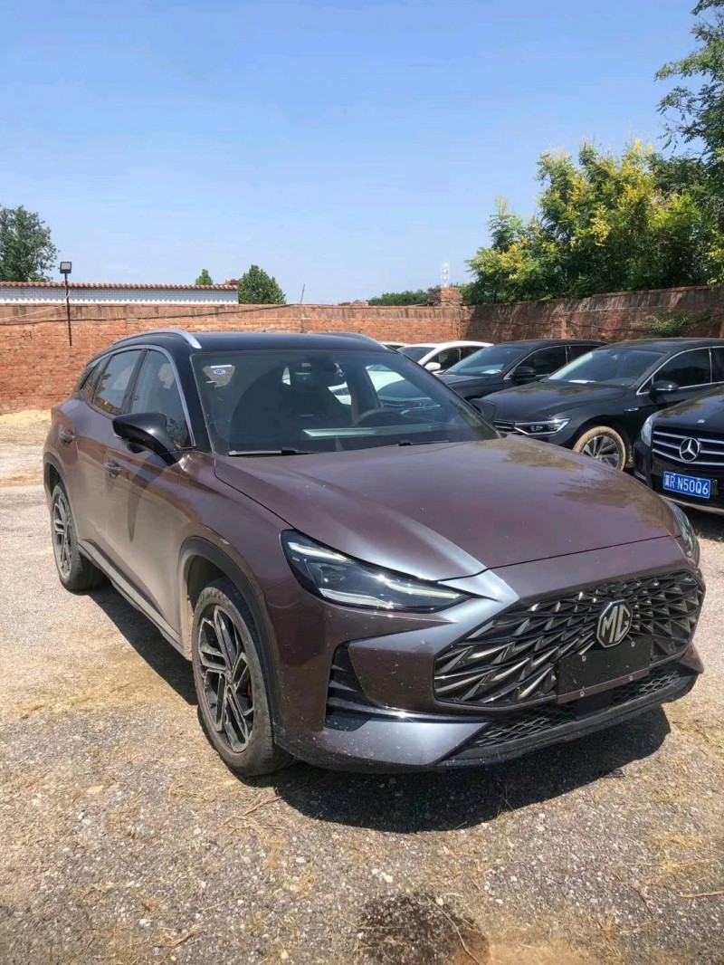 保定23年名爵ONE3