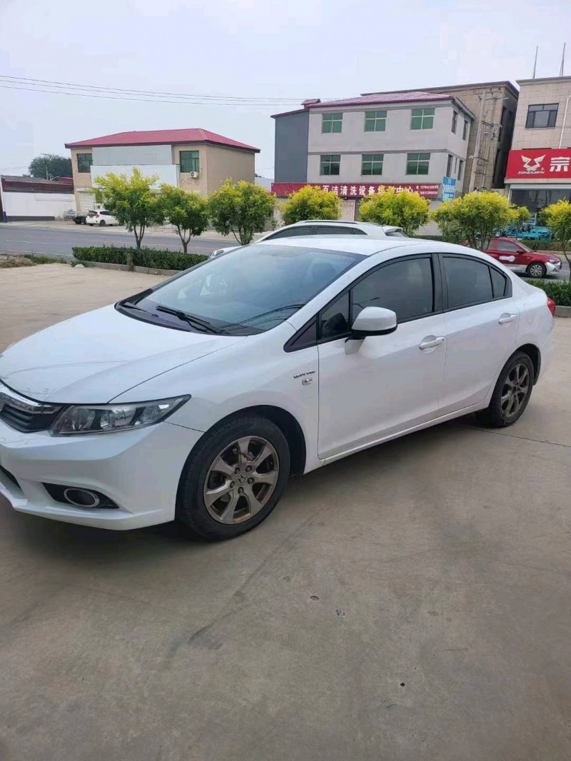 保定13年本田思域2