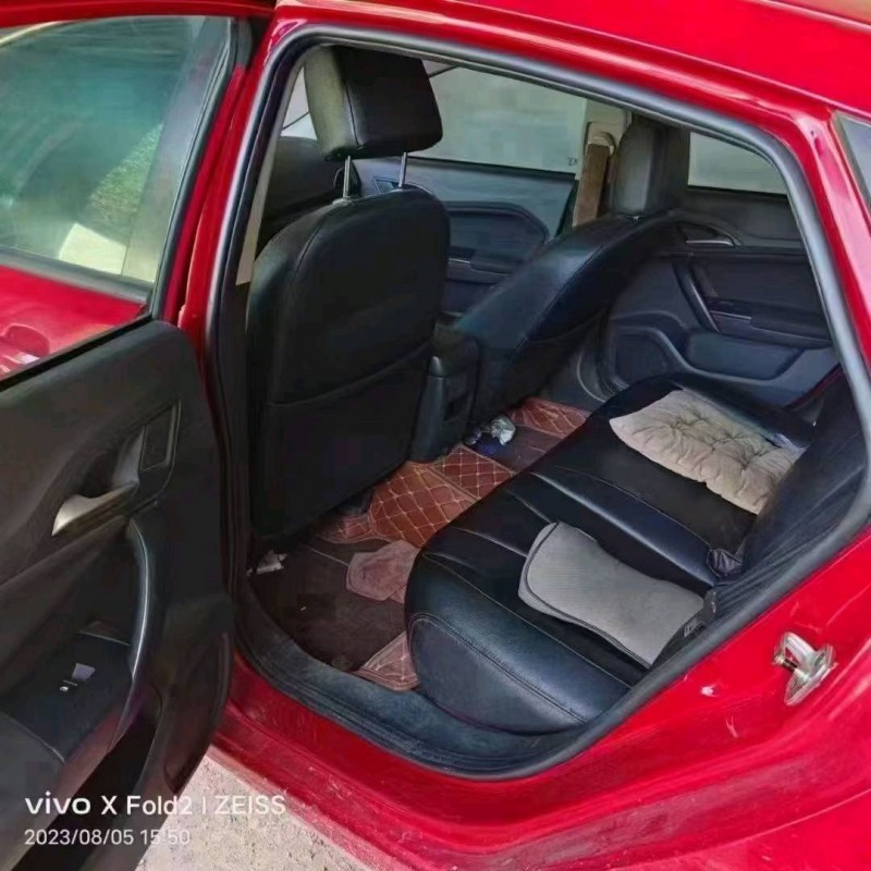 保定16年名爵GT3