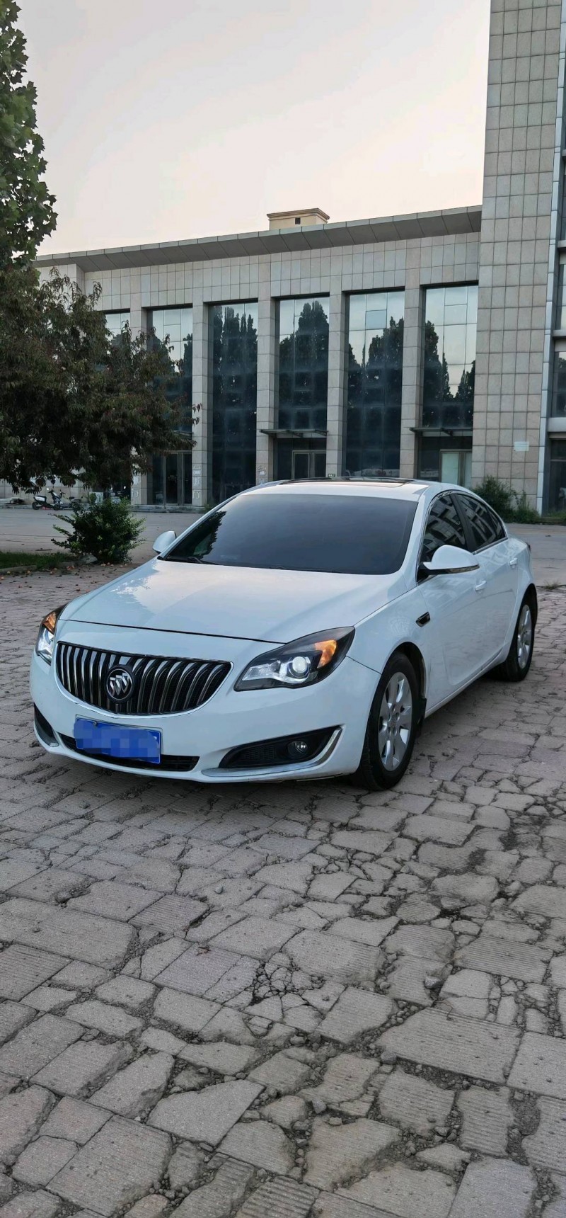 石家庄15年别克君威2