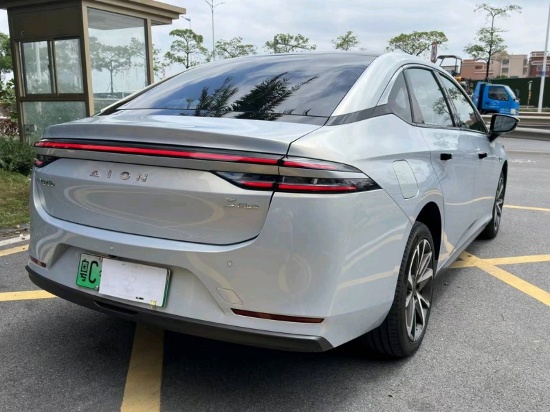 佛山23年传祺埃安S4