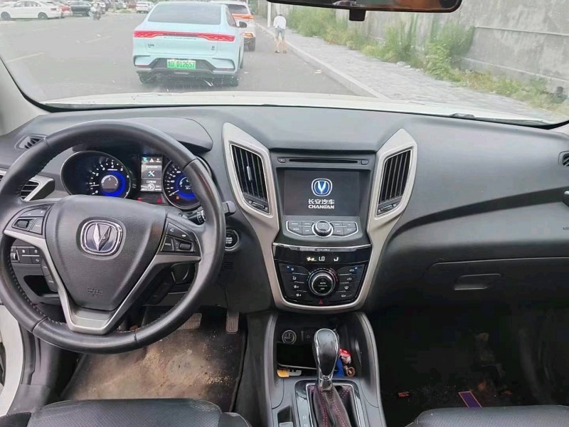 枣庄15年长安汽车CS752