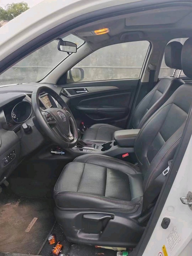 枣庄15年长安汽车CS758