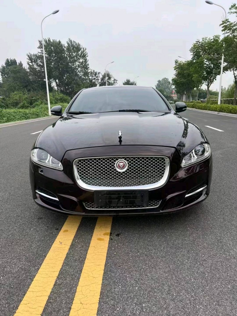 枣庄14年捷豹XJL1