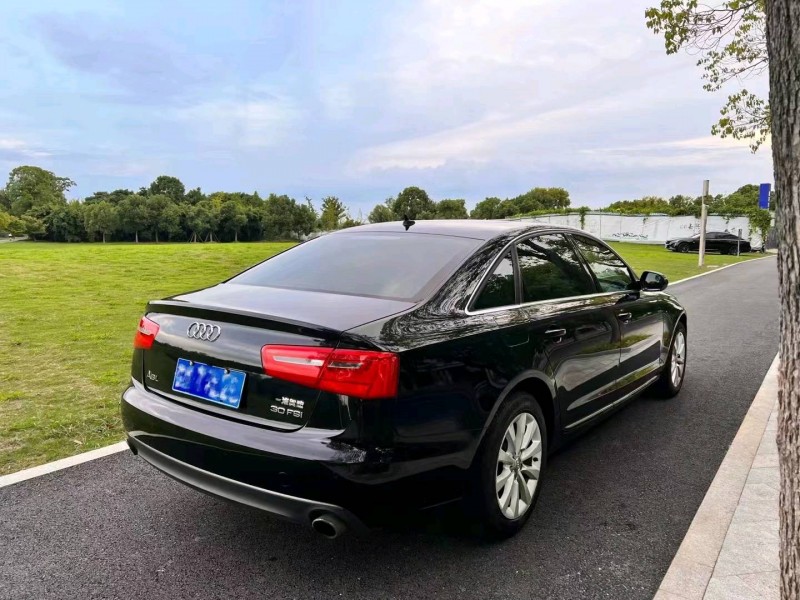嘉兴14年奥迪A6L5