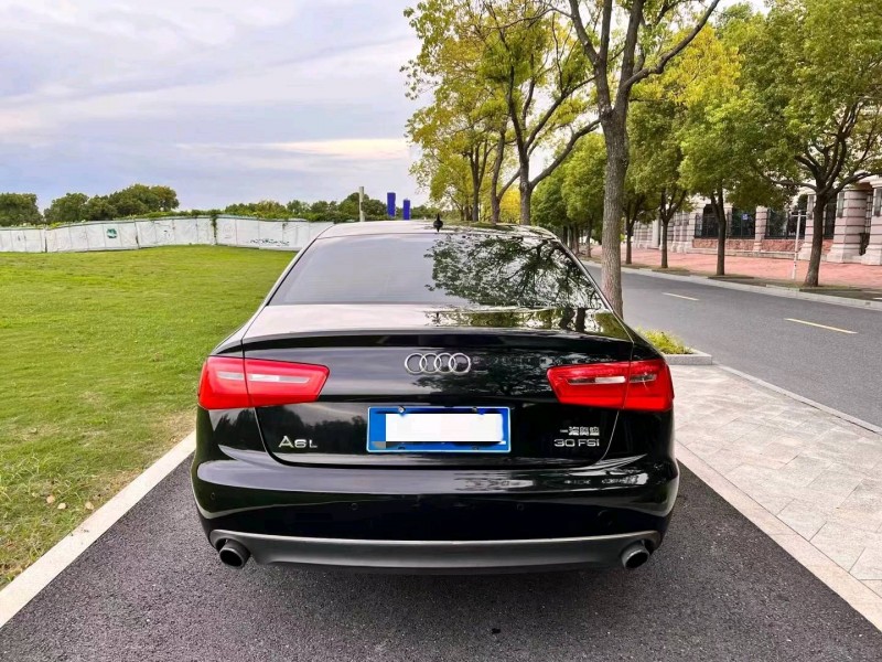 嘉兴14年奥迪A6L7