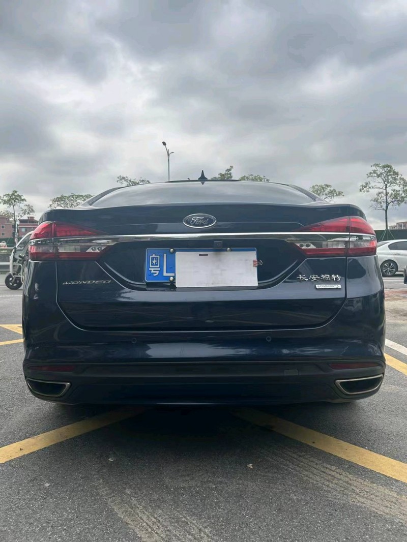 佛山17年福特蒙迪欧9