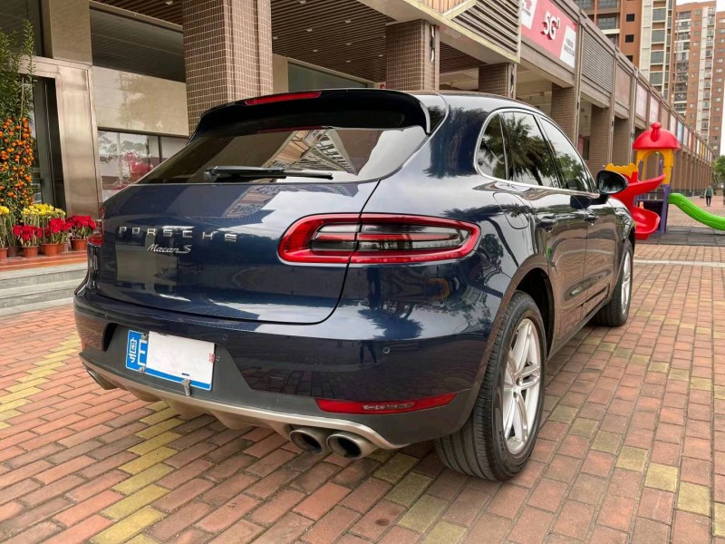 佛山15年保时捷Macan5