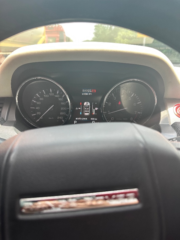 成都13年路虎揽胜极光(进口)6