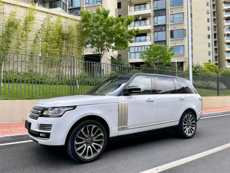 东莞17年路虎揽胜行政3