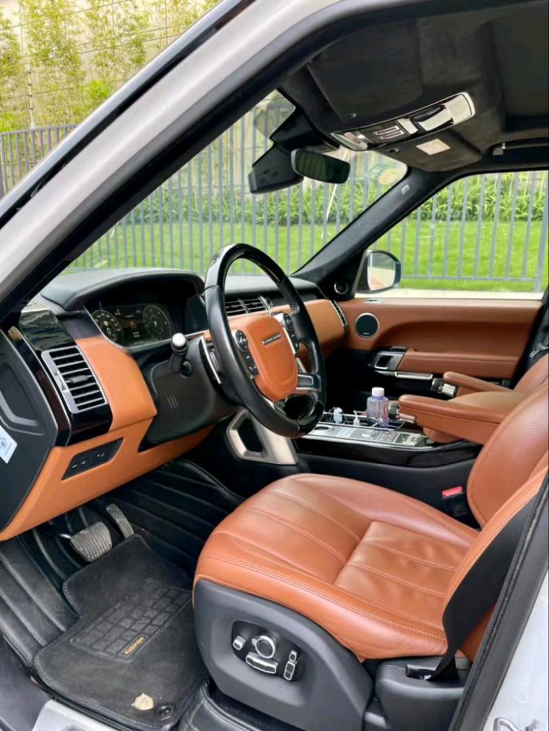 东莞17年路虎揽胜行政5