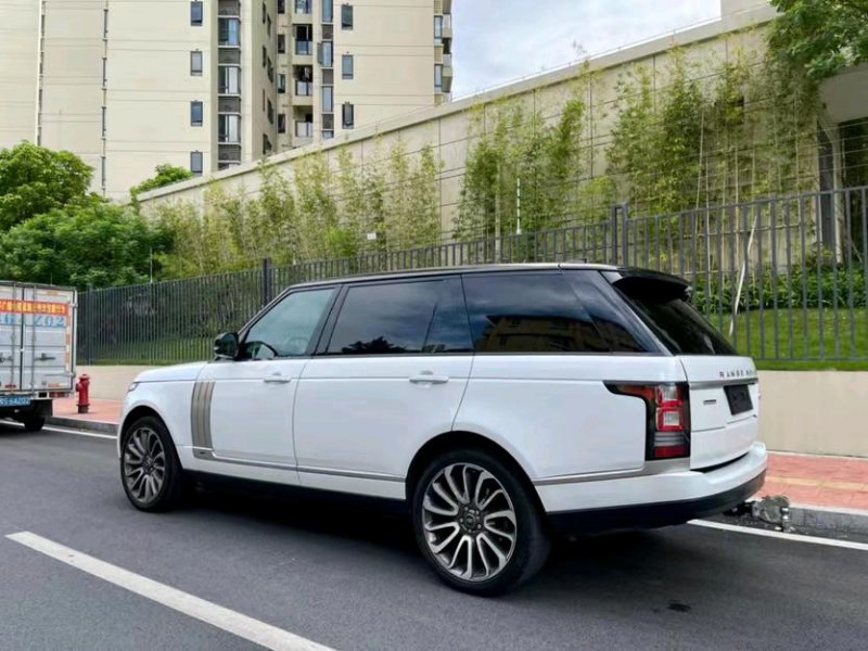 东莞17年路虎揽胜行政7