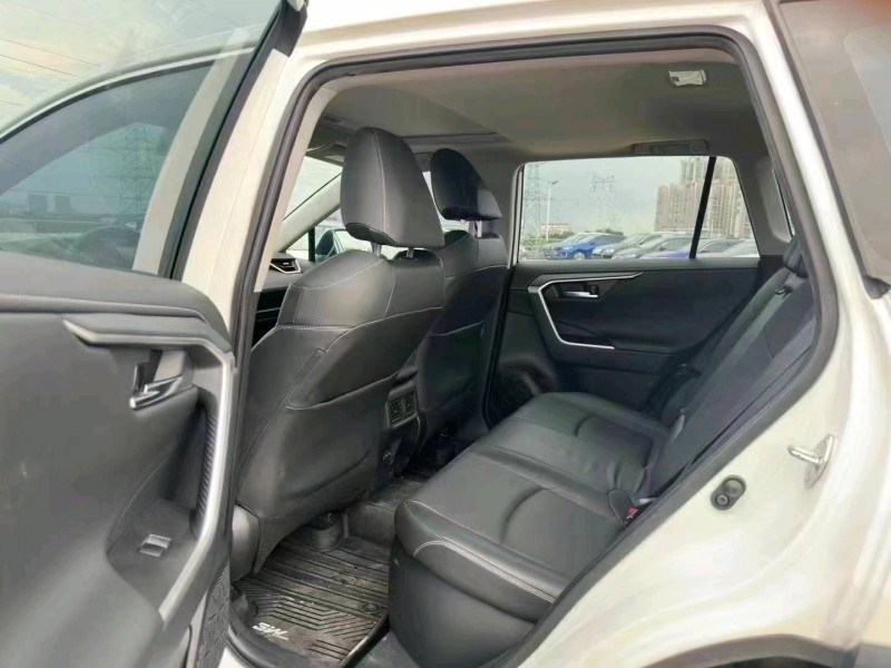 珠海21年丰田RAV4荣放6