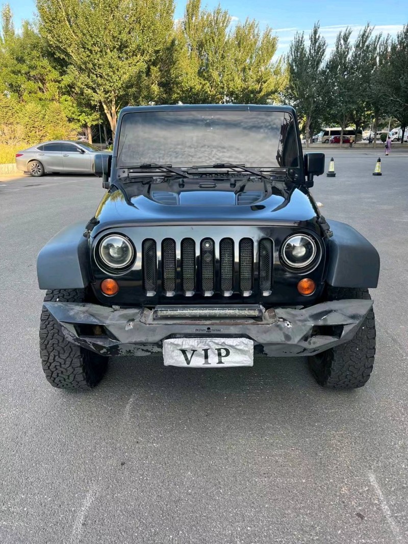 沈阳12年Jeep牧马人1