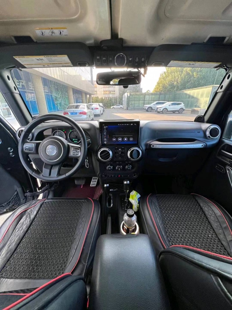 沈阳12年Jeep牧马人8