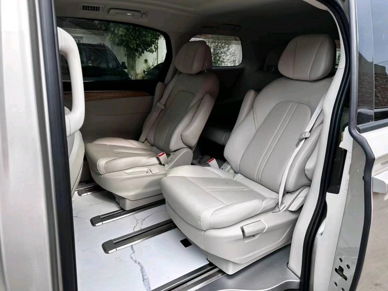 枣庄19年别克GL85