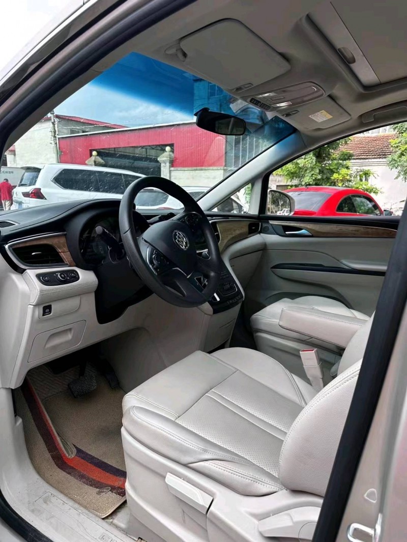 枣庄19年别克GL86