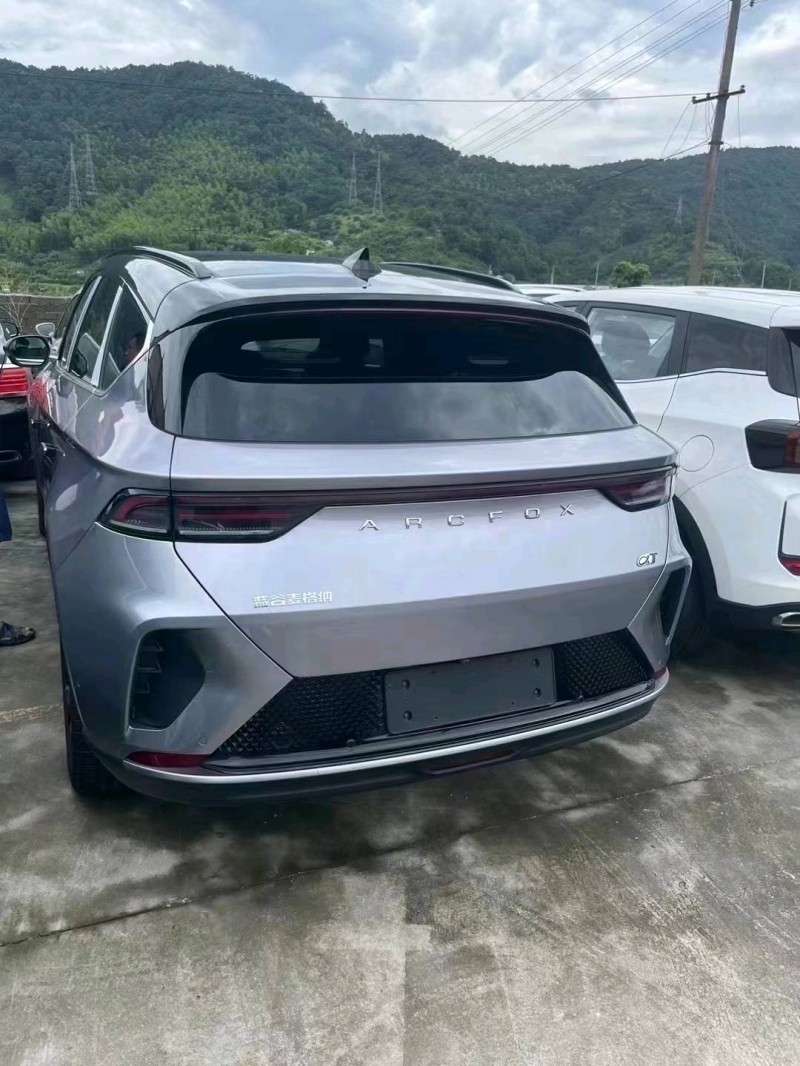 臺州23年極狐汽車阿爾法9