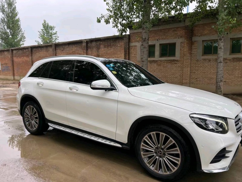 保定17年奔驰GLC2