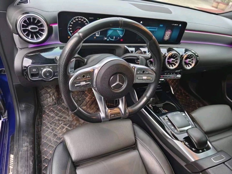 枣庄20年奔驰AMG3