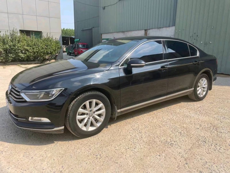 保定16年大众迈腾2