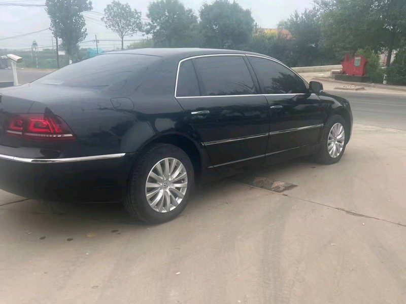 邯郸13年大众辉腾2