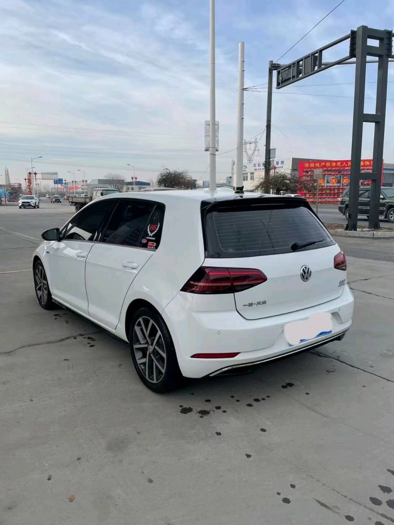 保定20年大众高尔夫7