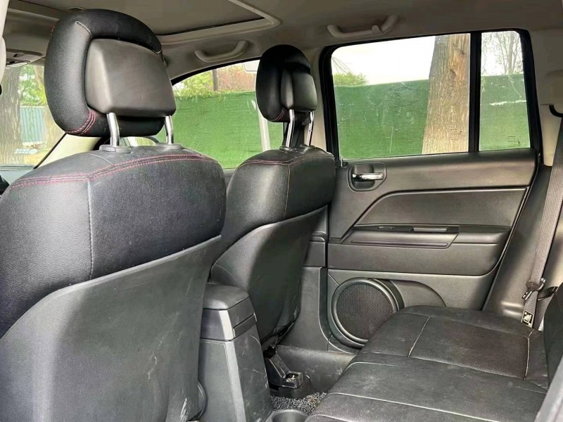 青岛13年Jeep指南者4