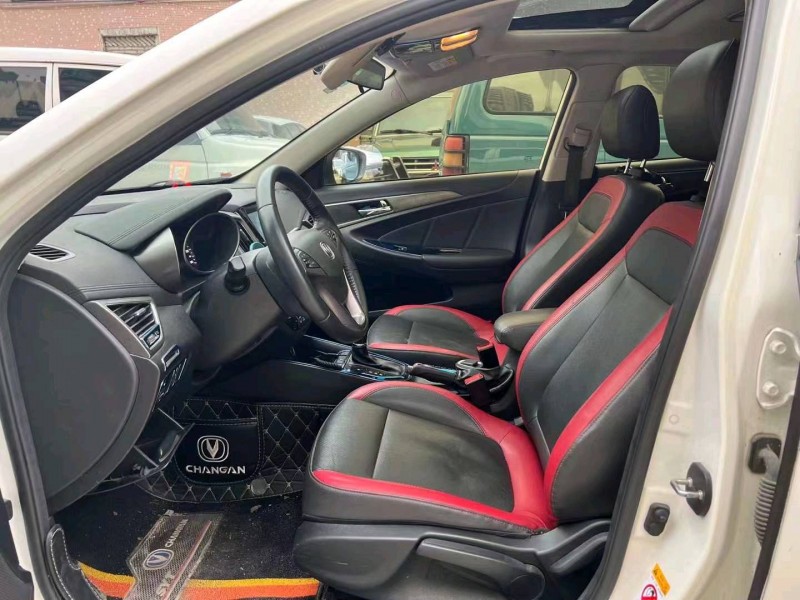 珠海17年长安汽车逸动5