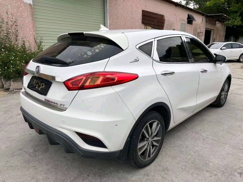 珠海17年长安汽车逸动8