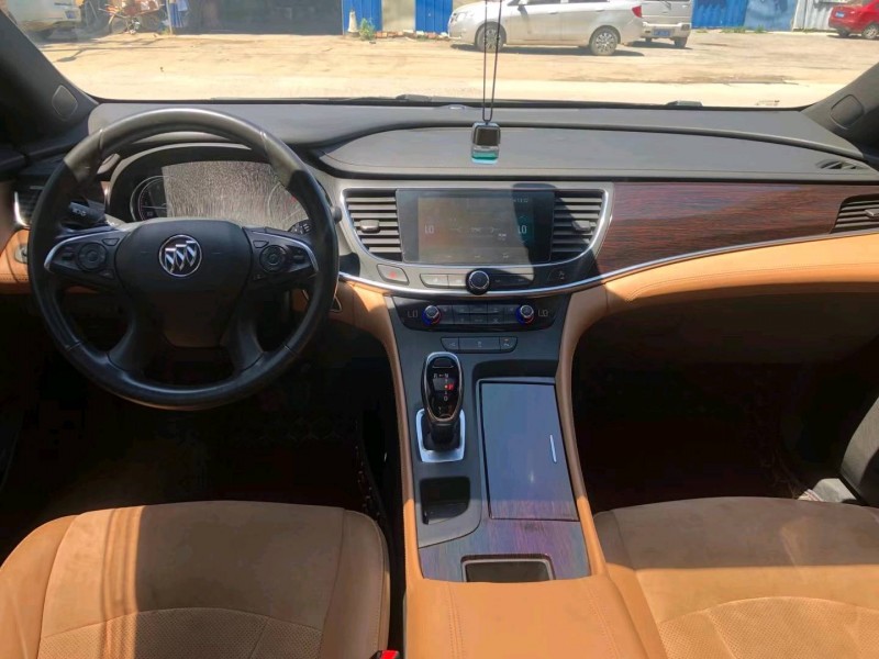 保定19年别克君越4