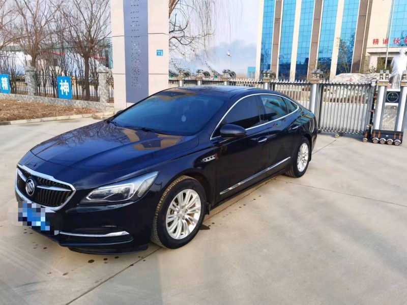 保定18年别克君越2