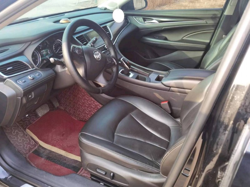 保定18年别克君越4