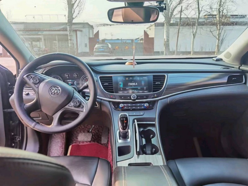 保定18年别克君越6