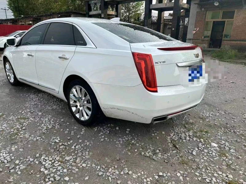 保定17年凯迪拉克XTS8
