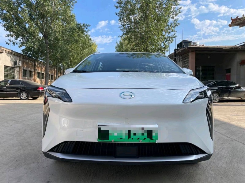 保定23年传祺埃安Y1