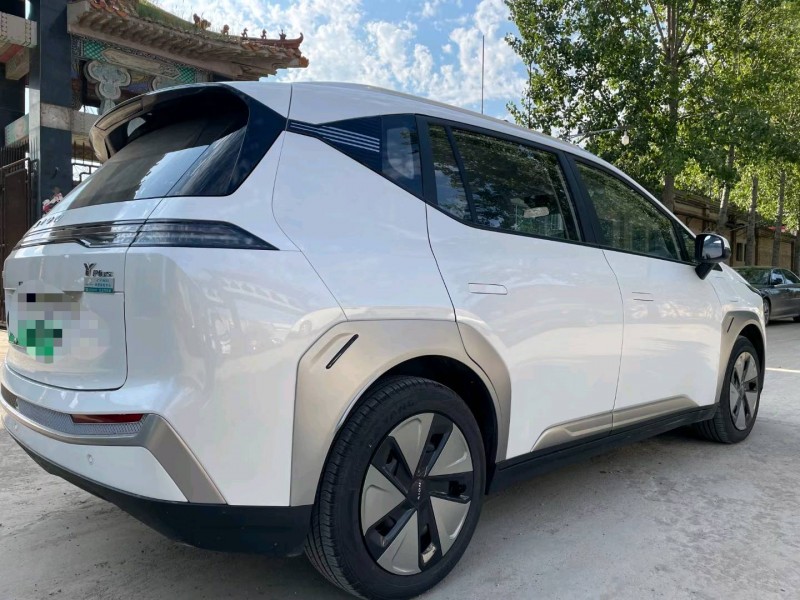 保定23年传祺埃安Y4