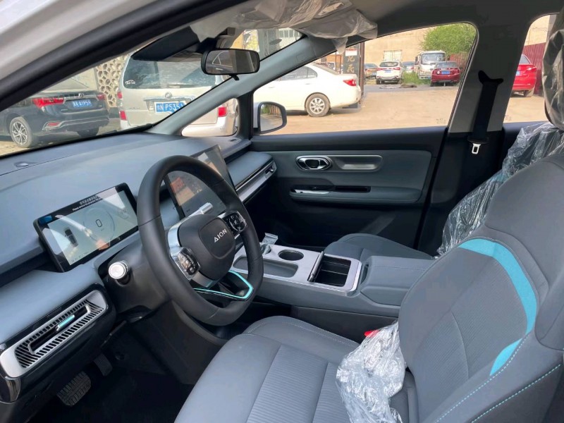 保定23年传祺埃安Y8