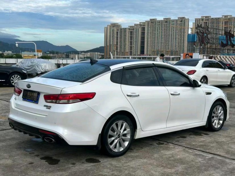 东莞16年起亚K57