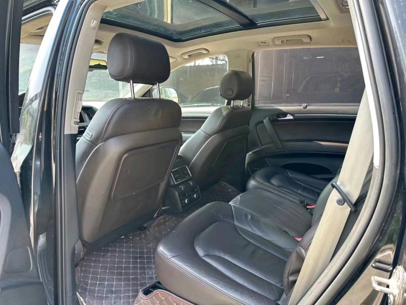 济南09年奥迪Q77