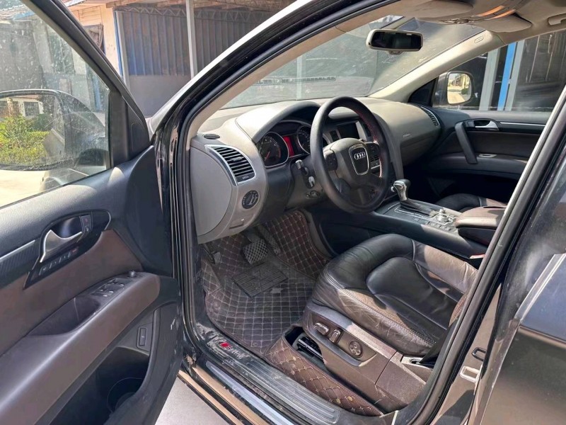 济南09年奥迪Q78