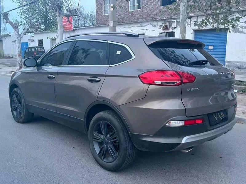 安陽19年獵豹汽車CS108