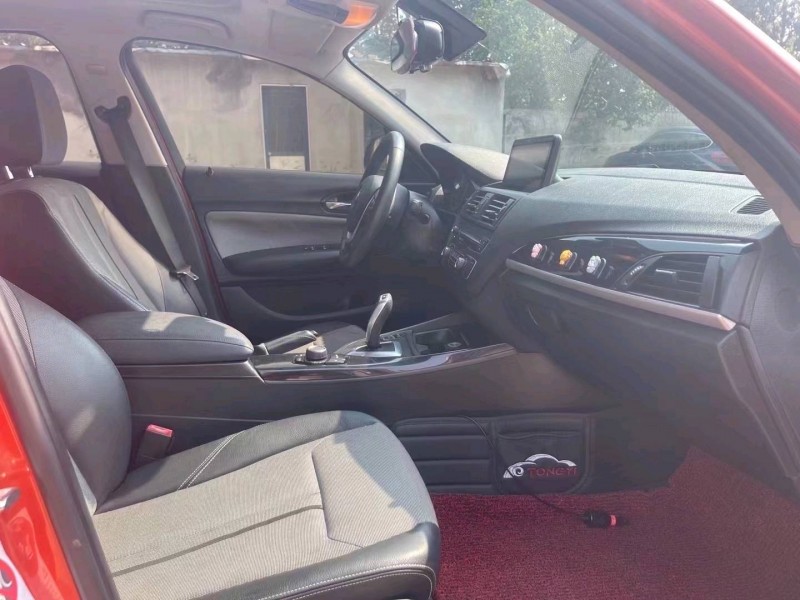 济南12年宝马1系6