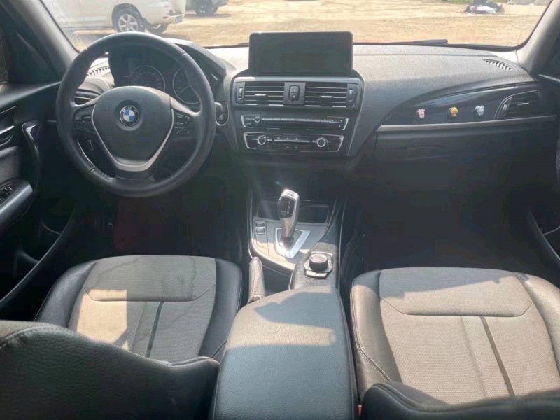 济南12年宝马1系7