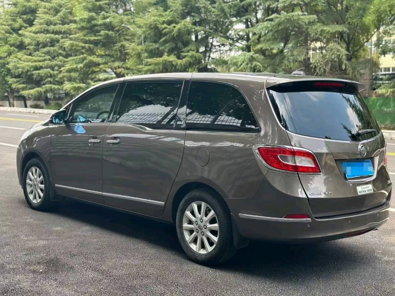 枣庄13年别克GL88