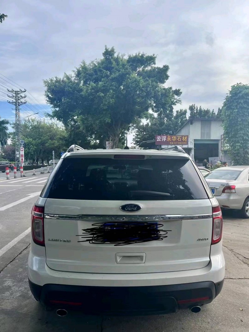 邯郸16年福特探险者4