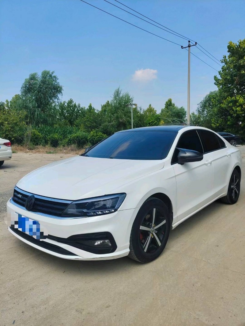 保定19年大众凌渡2