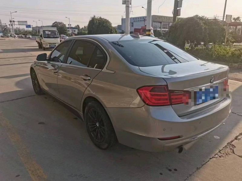 保定13年宝马3系8