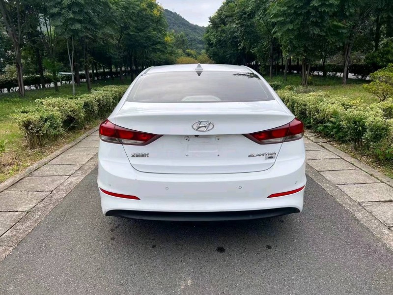 嘉兴18年现代领动3